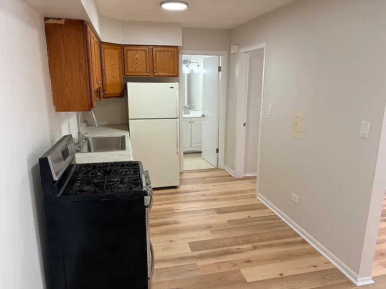 18352 Torrence Ave #2 — Photo 4