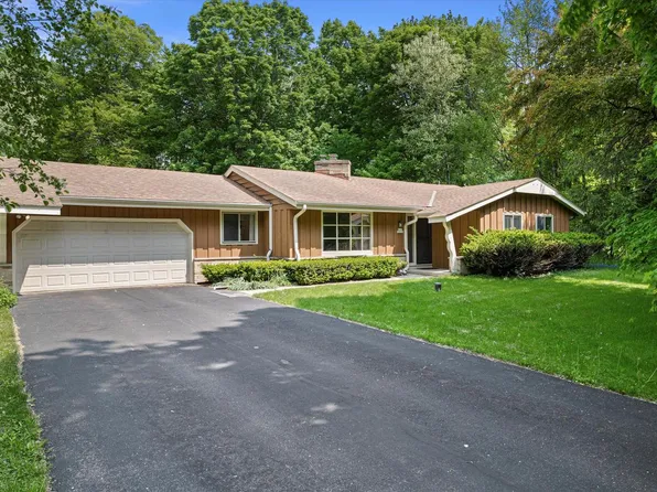 N115W20108 Woodland DRIVE, Germantown, WI 53022