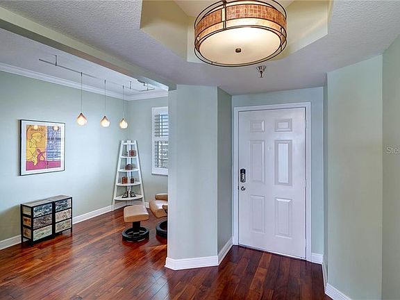 3rd image of 8020 Sailboat Key Blvd S APT 402