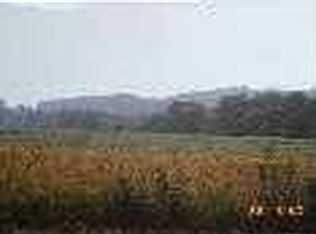 566 Old Quaker Rd, Lewisberry, PA 17339