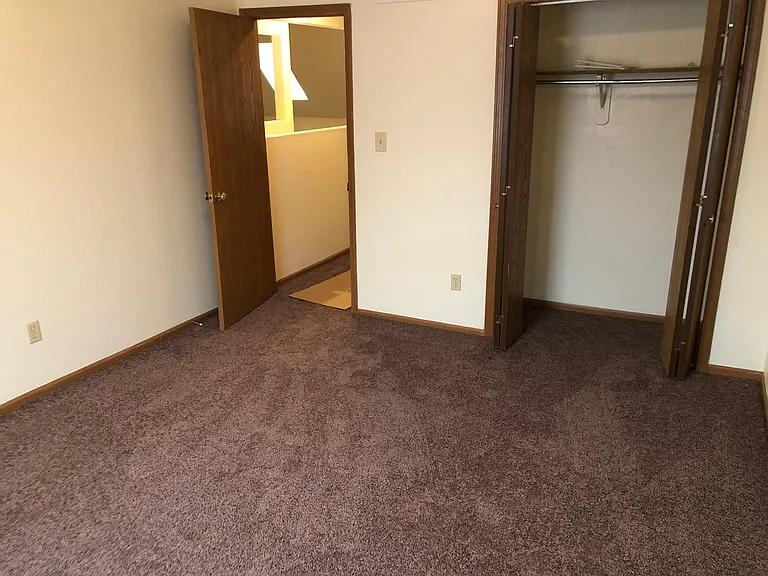 Upstairs Bedroom #2