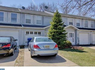 33 Society Ct, Burlington, NJ 08016