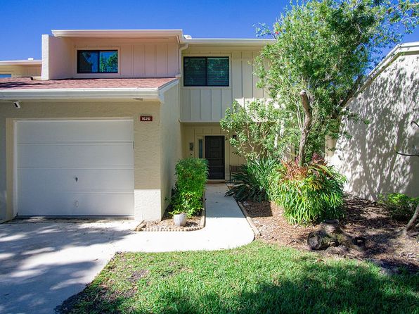 1626 SW Crossing Cir