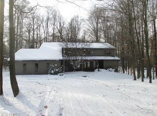 7545 Muirwood Ct, Chagrin Falls, OH 44023