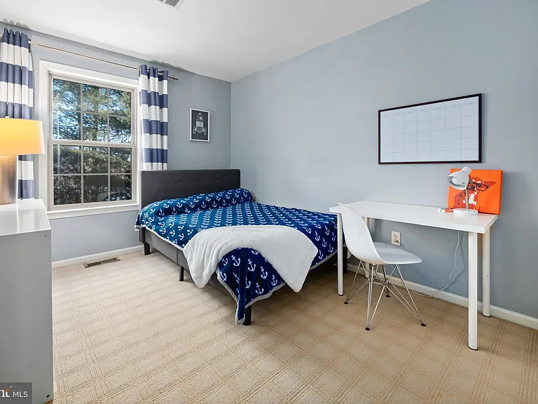 4079 Waterford Dr — Photo 17
