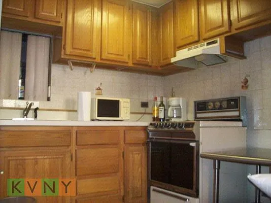 Rented by KVNY Soho | media 43