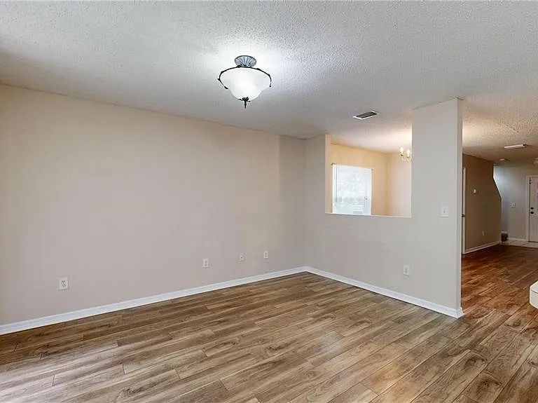 4104 Winding River Way — Photo 10