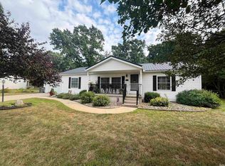 15396 William Paul Dr, Bristol, IN 46507