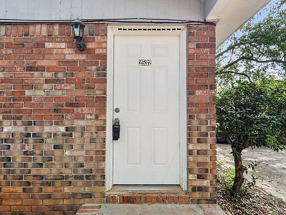 3rd image of 2530 & 2532 Joe Jerkins Blvd #E482177aa