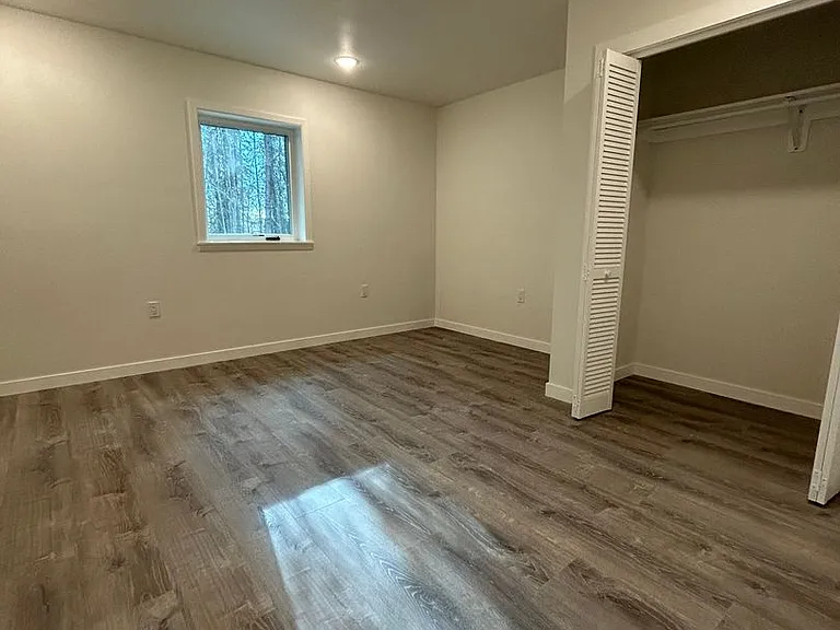 2652 Roseanne Ct — Photo 6