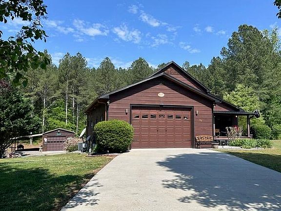 3rd image of 151 Rivers Edge Ln