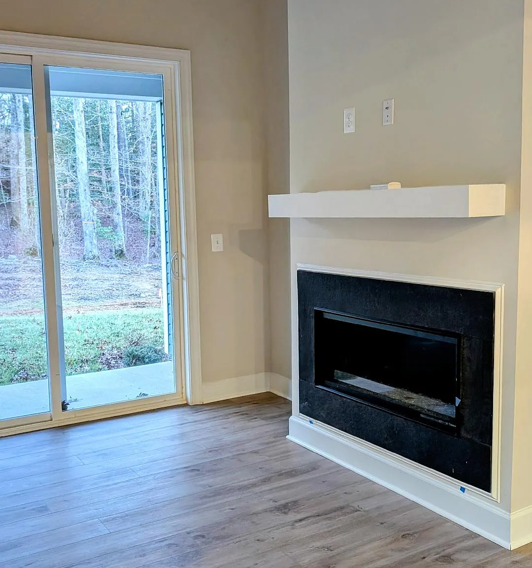 4 bed, 2463 sqft, $2,760 — Photo 3