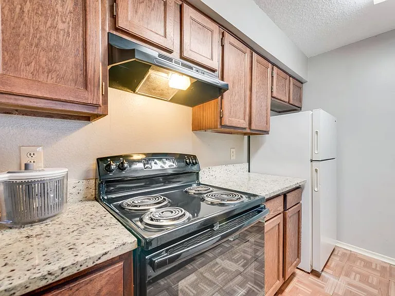 600 Grand Ave #112 — Photo 12