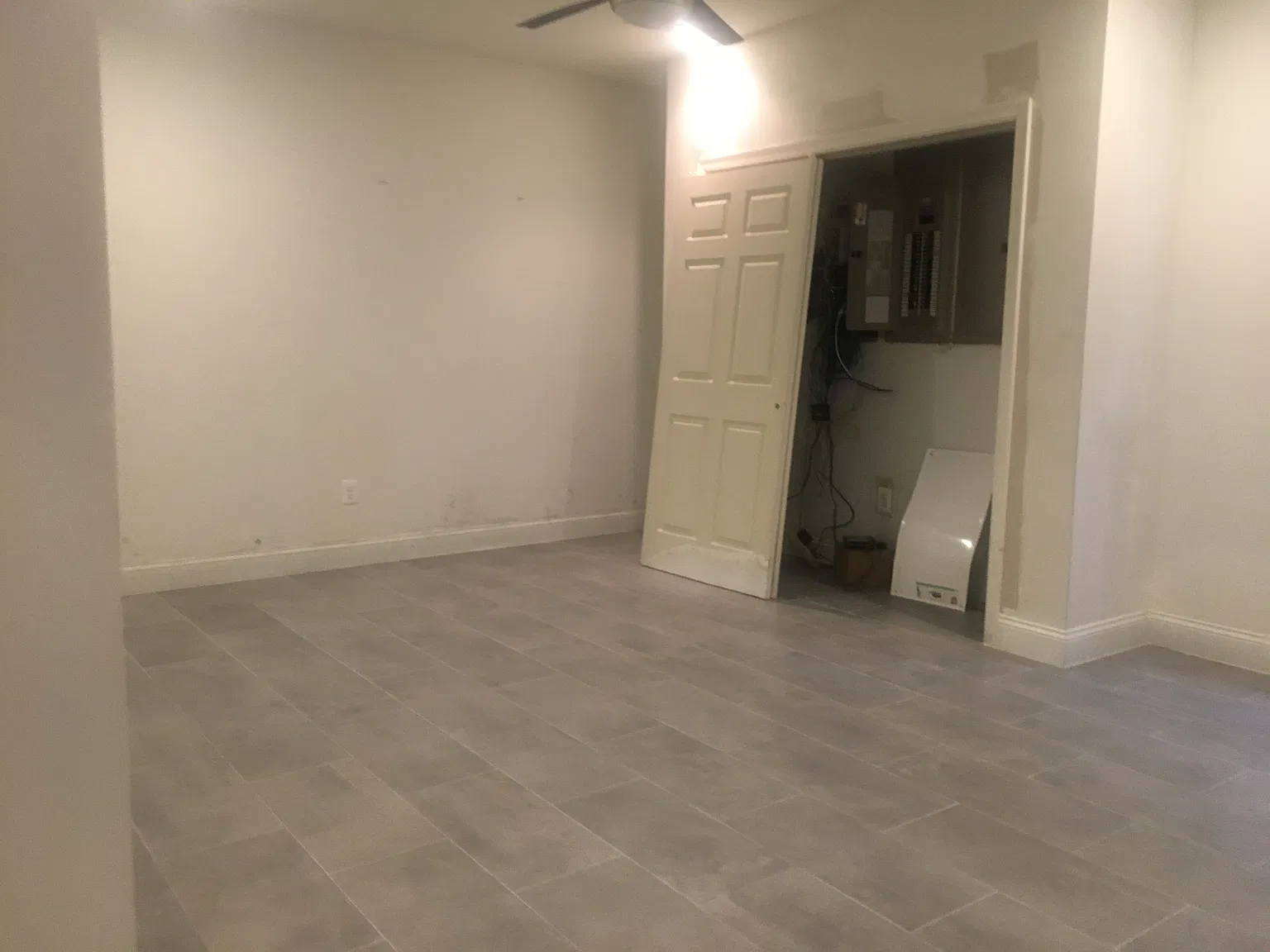 12028 Thomas Ave — Photo 1