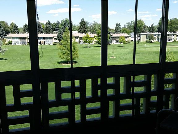 2nd image of 710 S Alton Way Unit 12C