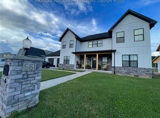 561 Rumer Sta, Red House, WV 25168