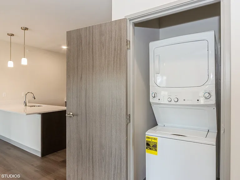4025 Westdale Pkwy SW — Photo 5