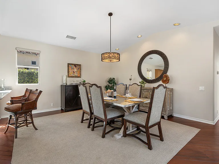56618 Palms Dr — Photo 9
