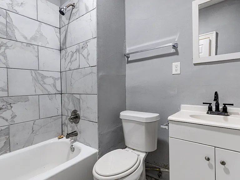 1639 Southern Ave #101 — Photo 18