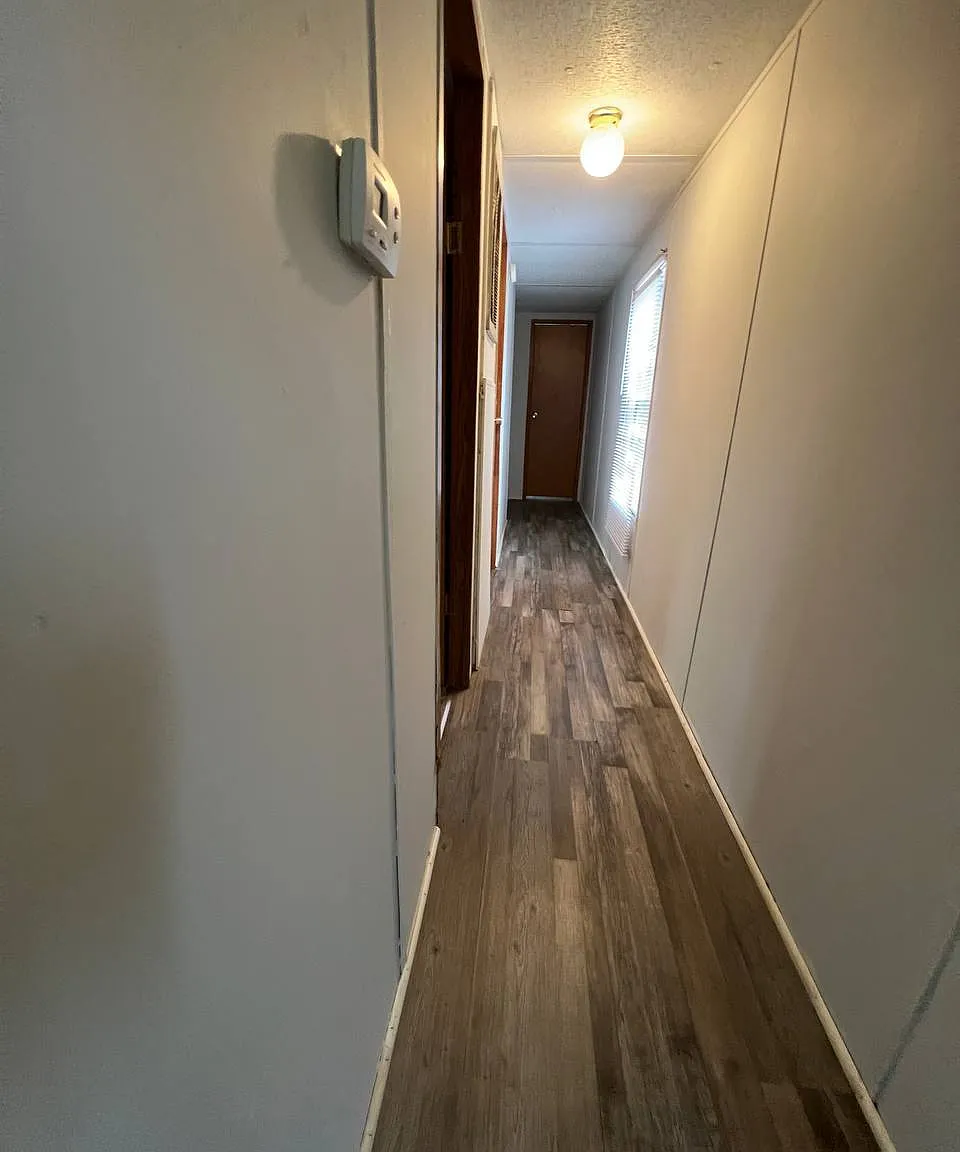 685 Julia Street - 1 — Photo 2