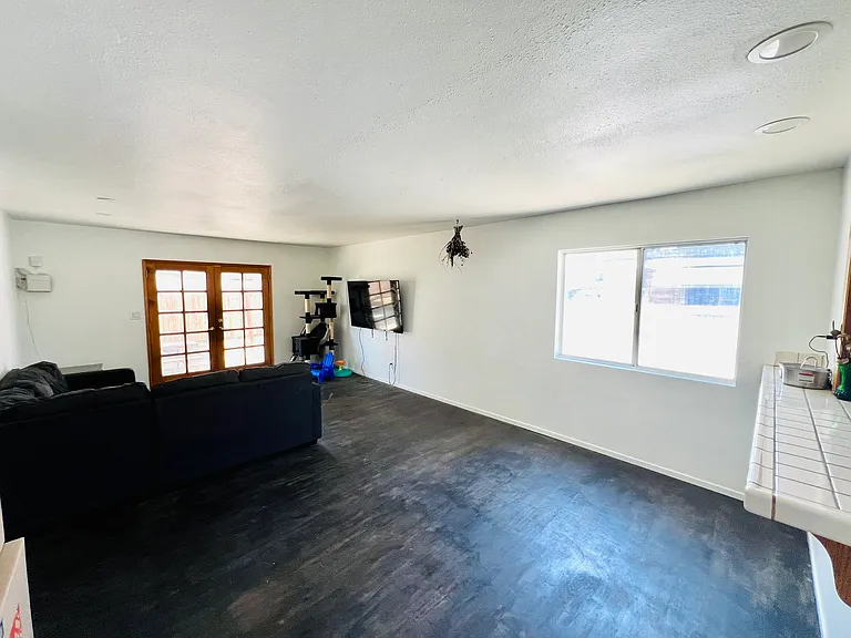 1203 Marline Ave — Photo 34