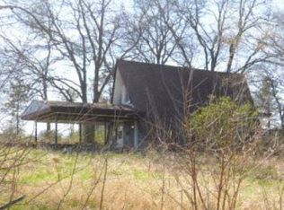 10315 Bellair Dr, Manito, IL