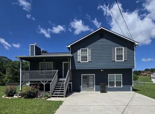 170 Cobblestone Ct, Douglasville, GA 30134