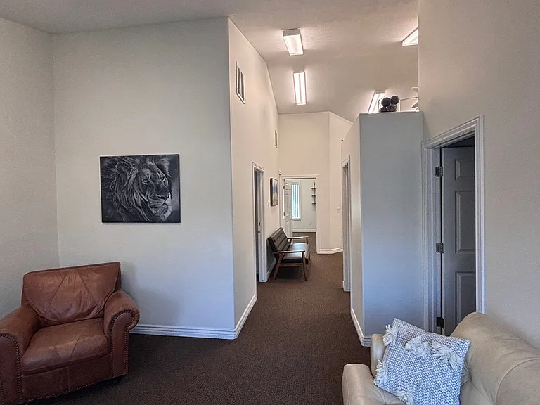 9661 S/700 E — Photo 14
