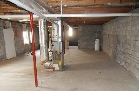 2nd image of 220 Edmonson Ferry Rd