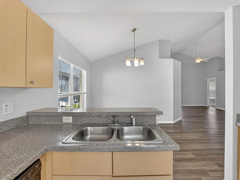 931 Emerald Green Ct — Photo 18