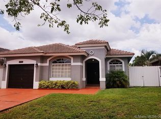 19772 NW 77th Pl, Hialeah, FL 33015