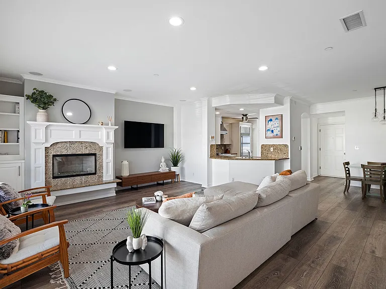 231 Aviation Pl — Photo 28
