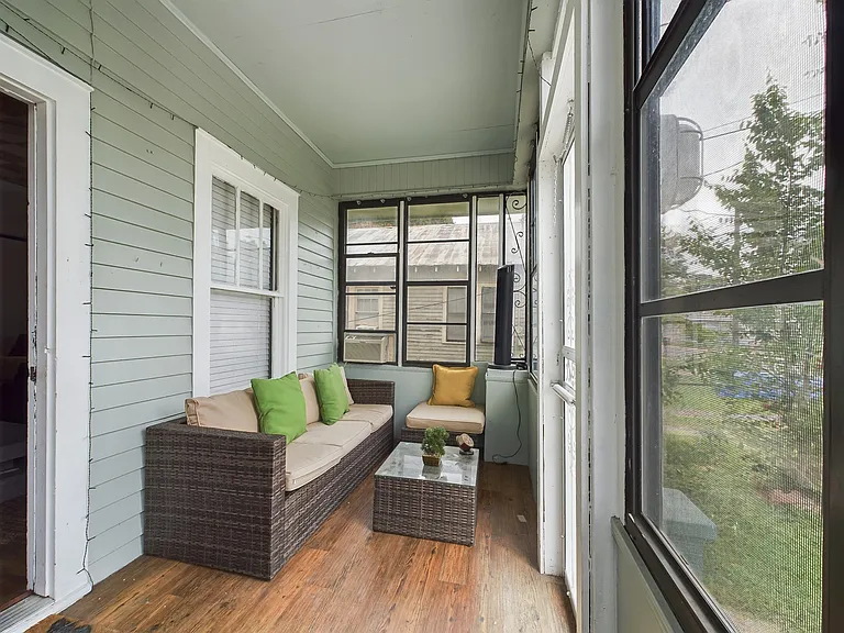 316 Madison St — Photo 4