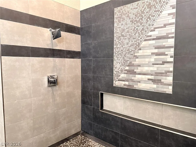 394 Highland Hills Ct — Photo 45