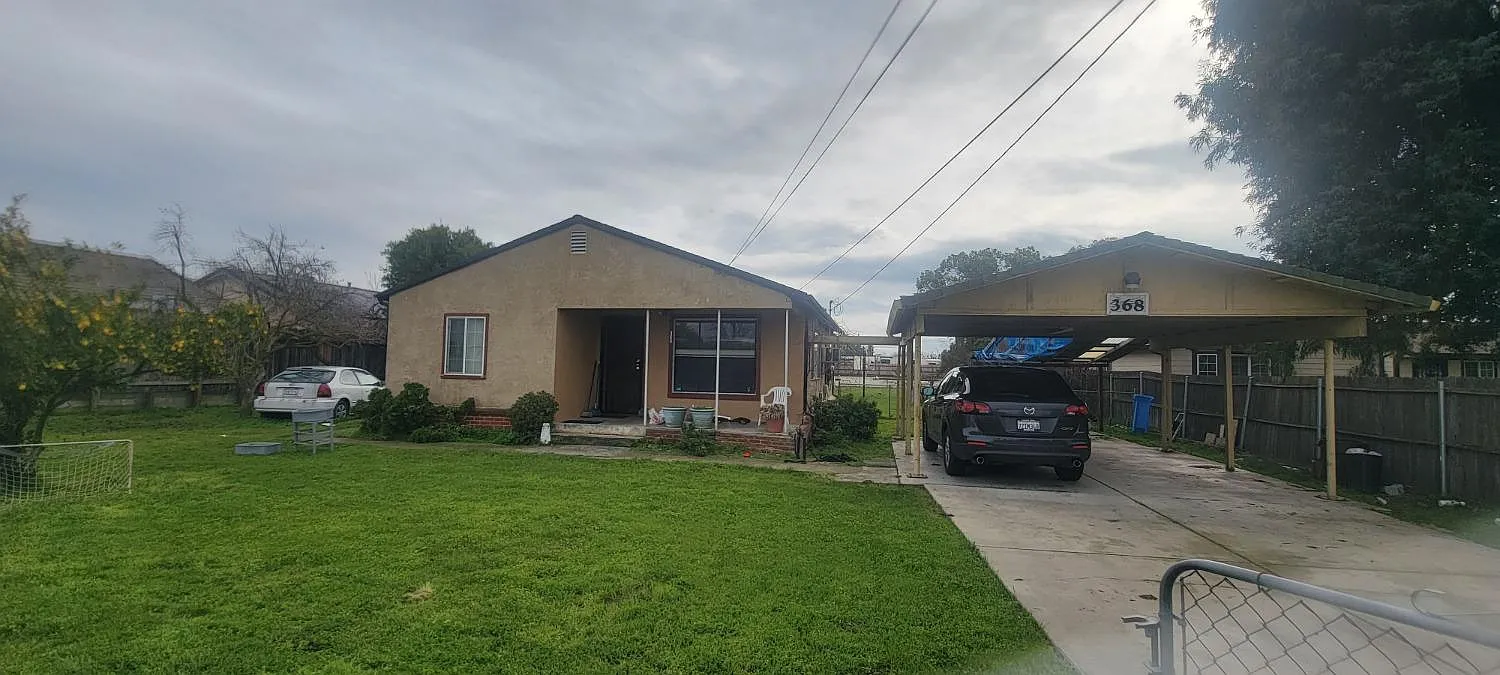 368 Warren Ave photo 1