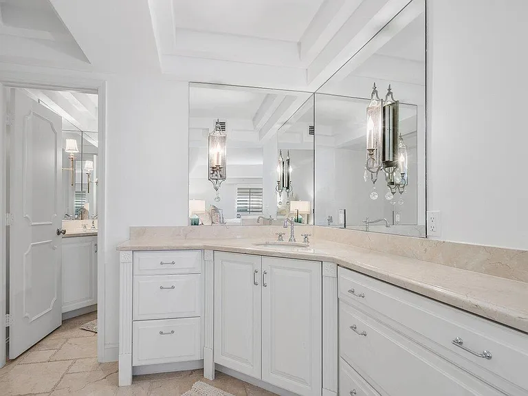 350 S Ocean Blvd #201 — Photo 24