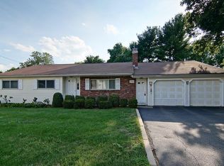 380 Lowell St, Lexington, MA 02420