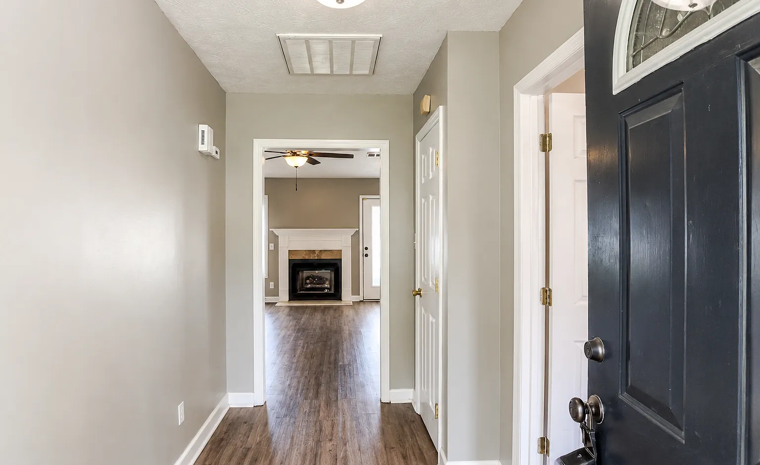 7787 Cottonwood Ave — Photo 2