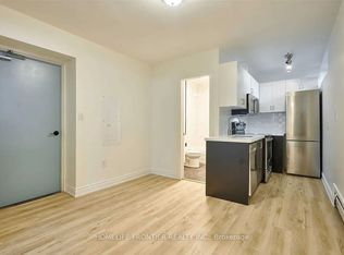 291 Scarlett Rd #101, Toronto, ON M6N 4L1