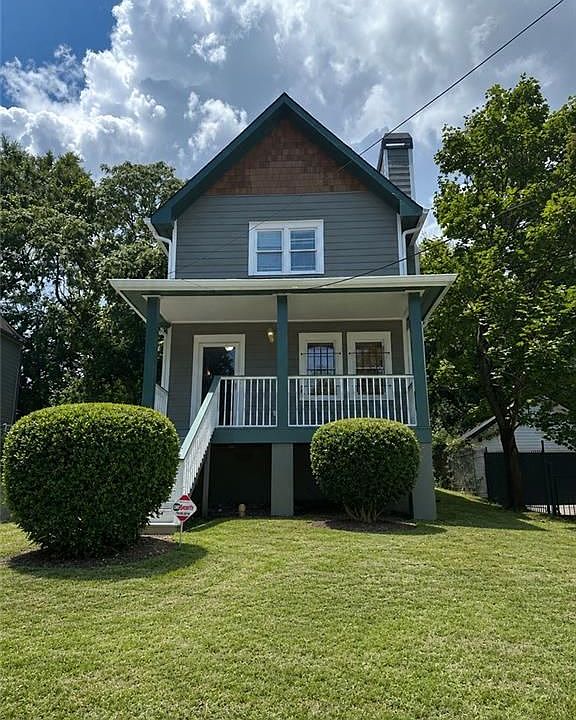 1st image of 685 Garibaldi St SW