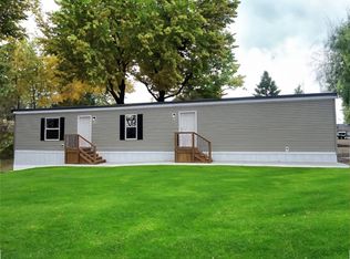 103 Hollyhock Ln #64R, Metamora, IL 61548