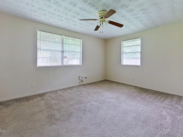 7104 Waikiki Rd — Photo 11