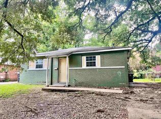 5851 Denova St, Baton Rouge, LA 70812