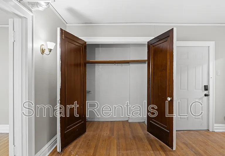 5618 S Grand Blvd #1 — Photo 27