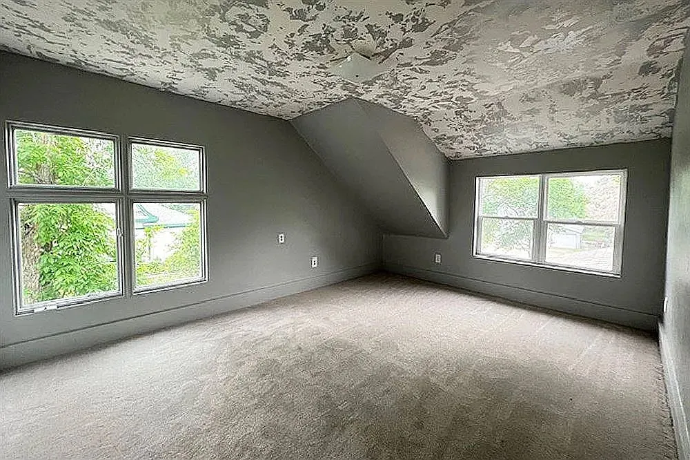 220 Northwest Jackson Avenue - 1 — Photo 2