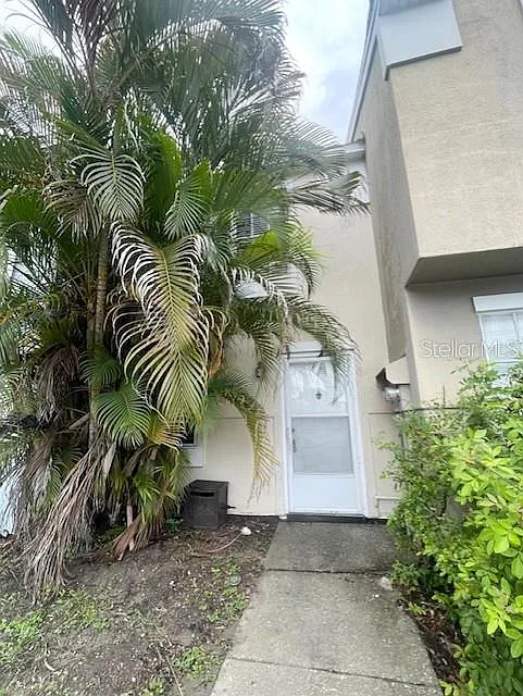 2 bed, 2.5 bath, 1061 sqft, $1,950 — Photo 2
