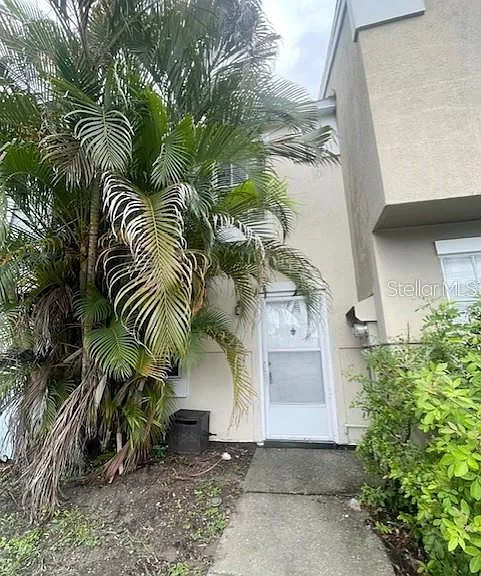 6600 121st Ave #6 — Photo 2