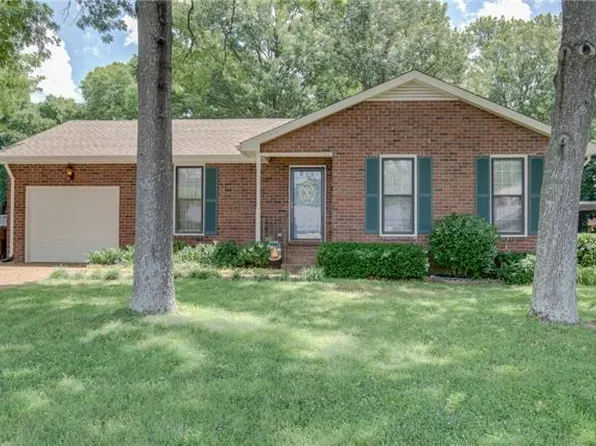 5640 Oakes Dr, Brentwood, TN 37027