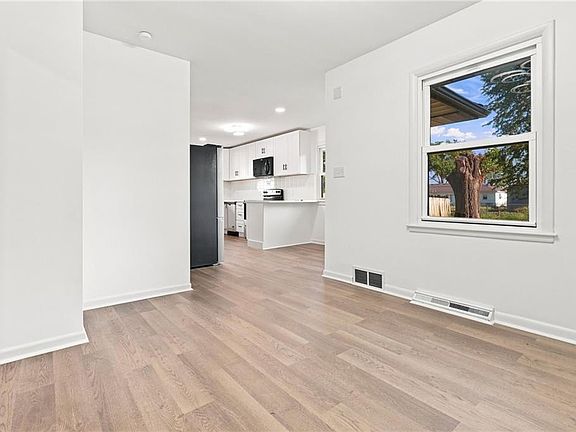 5th image of 9277 State Ave