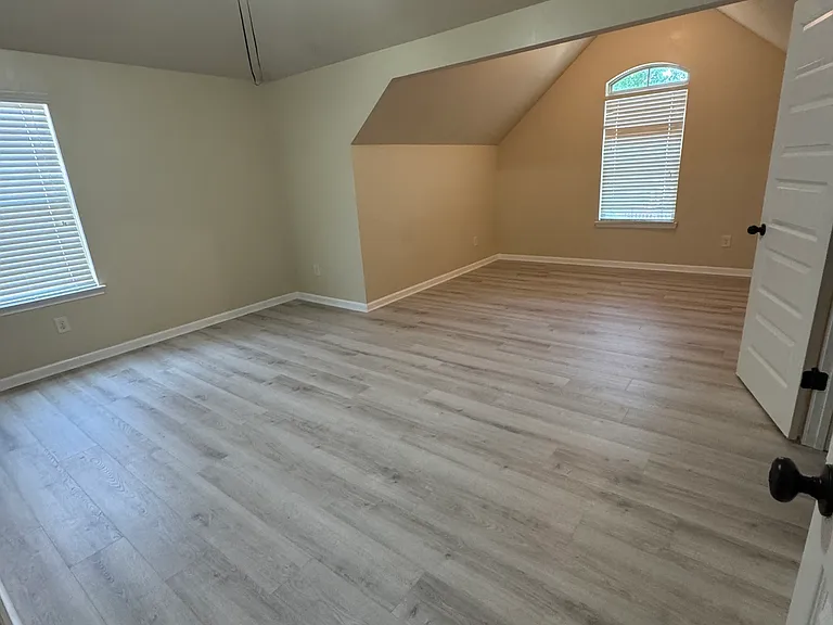 852 Nevis Way — Photo 11